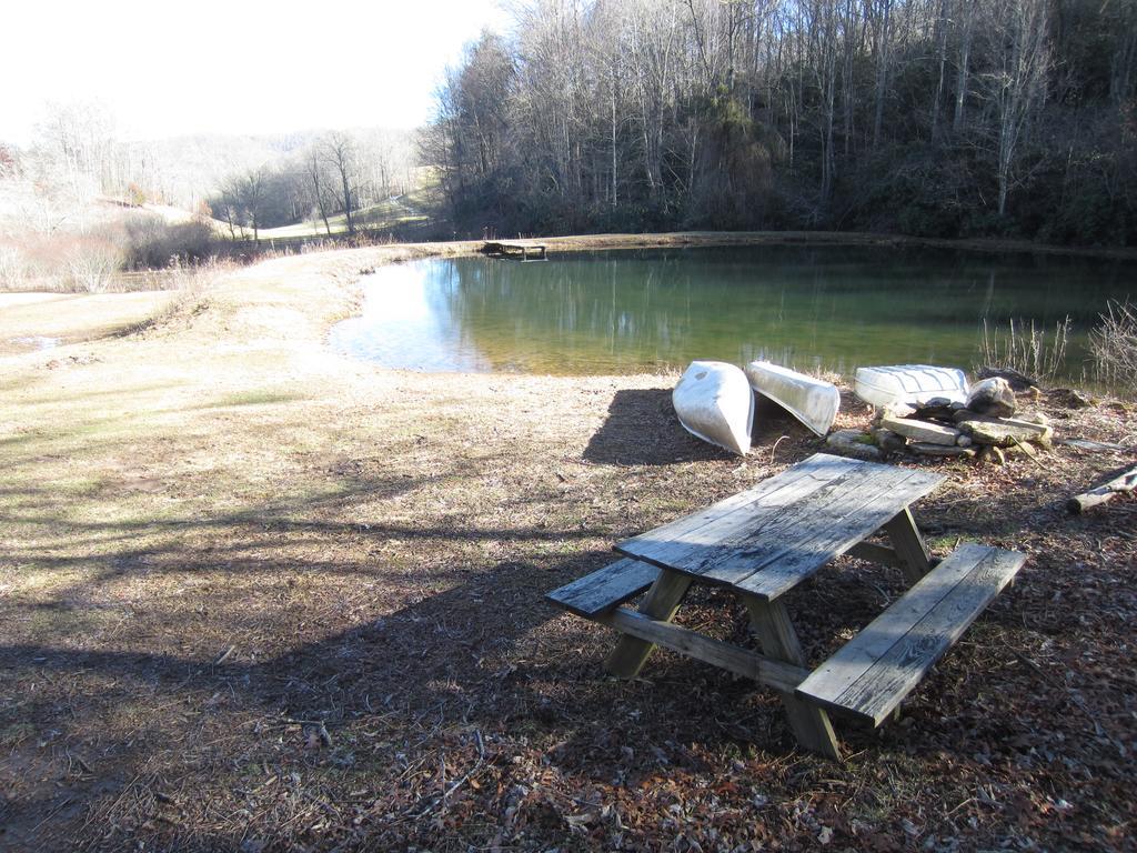 Arrowmont Stables & Cabins Cullowhee Exterior foto